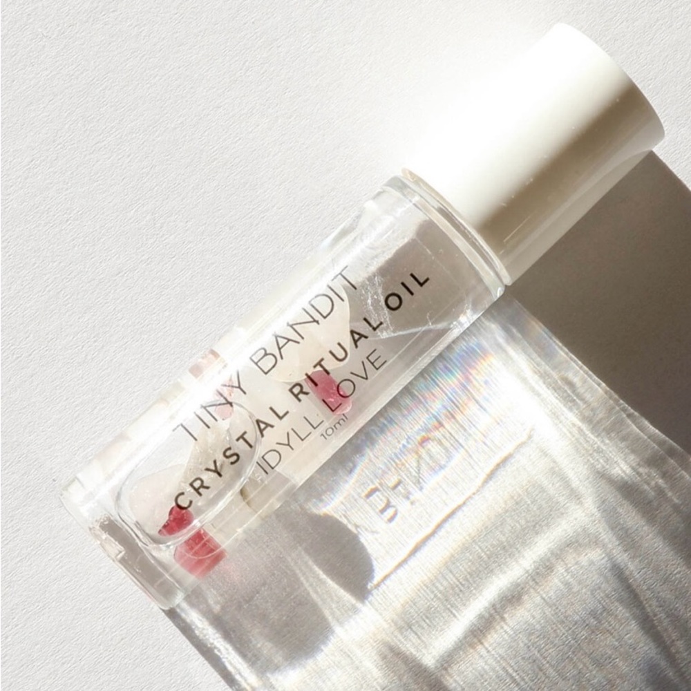 Tiny Bandit Crystal Ritual Oil- Idyll Love